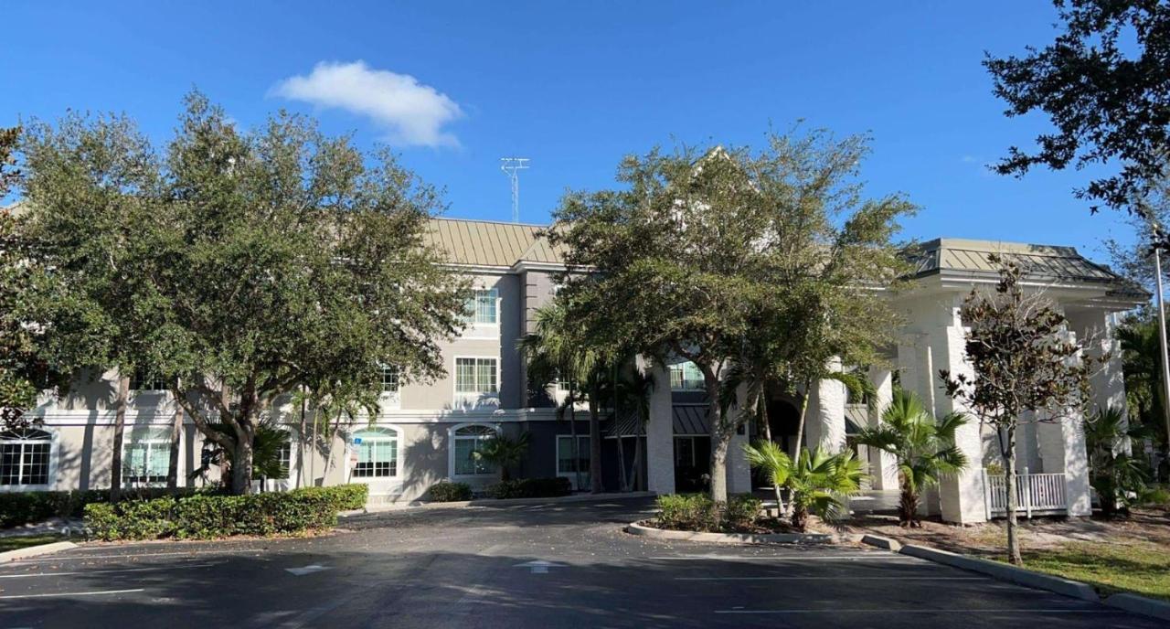 Surestay Plus Hotel By Best Western Vero Beach Zewnętrze zdjęcie